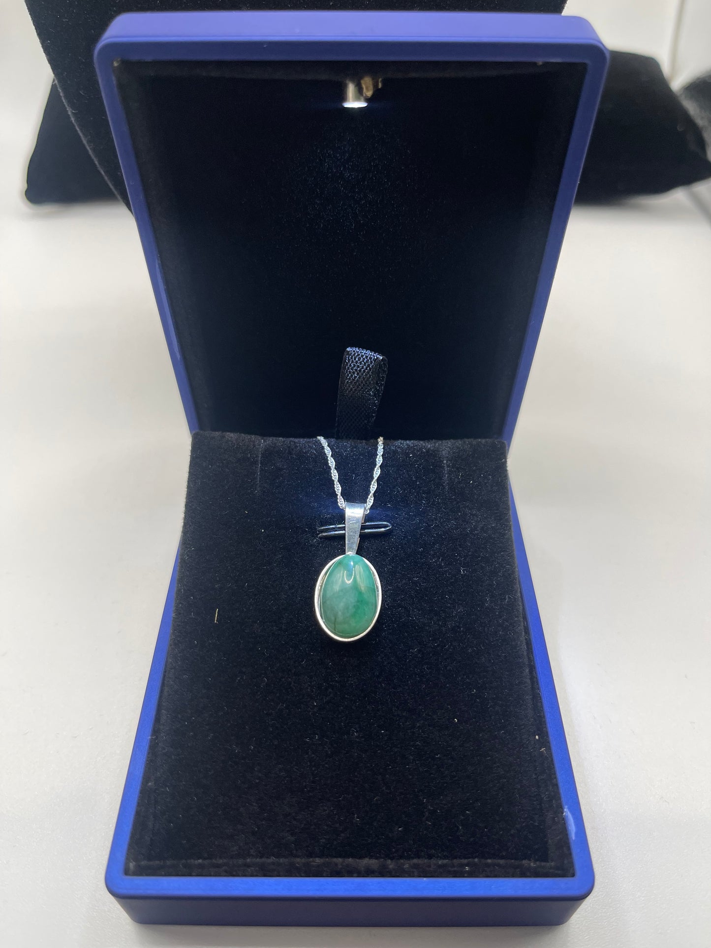 6ct Columbian Emerald Pendant