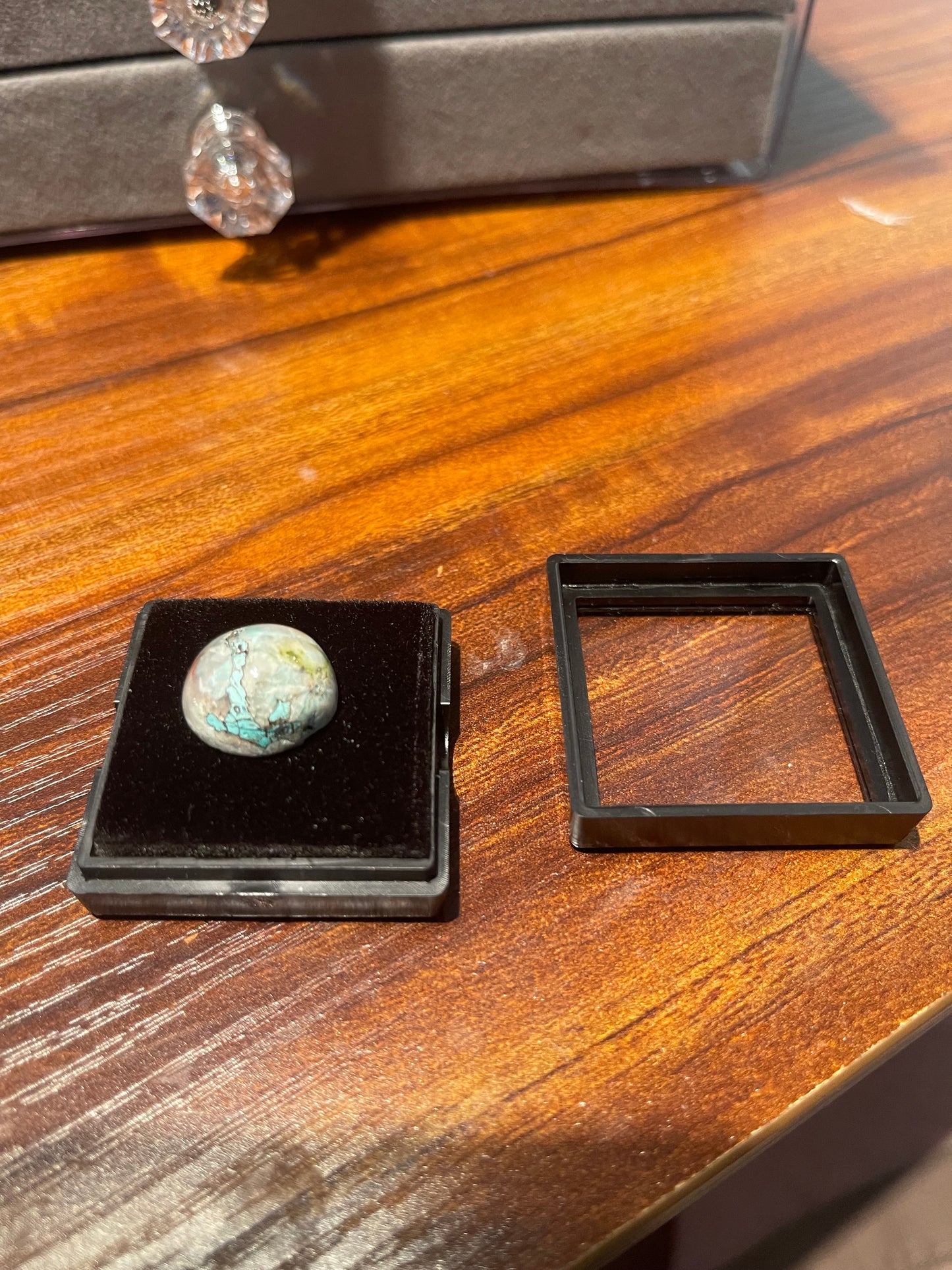 Natural art, 17ct Chrysocolla in quartz anchor