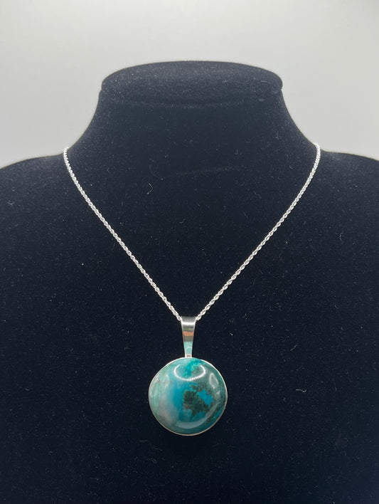 39ct Chrysocolla/Shatukite in Quartz pendant