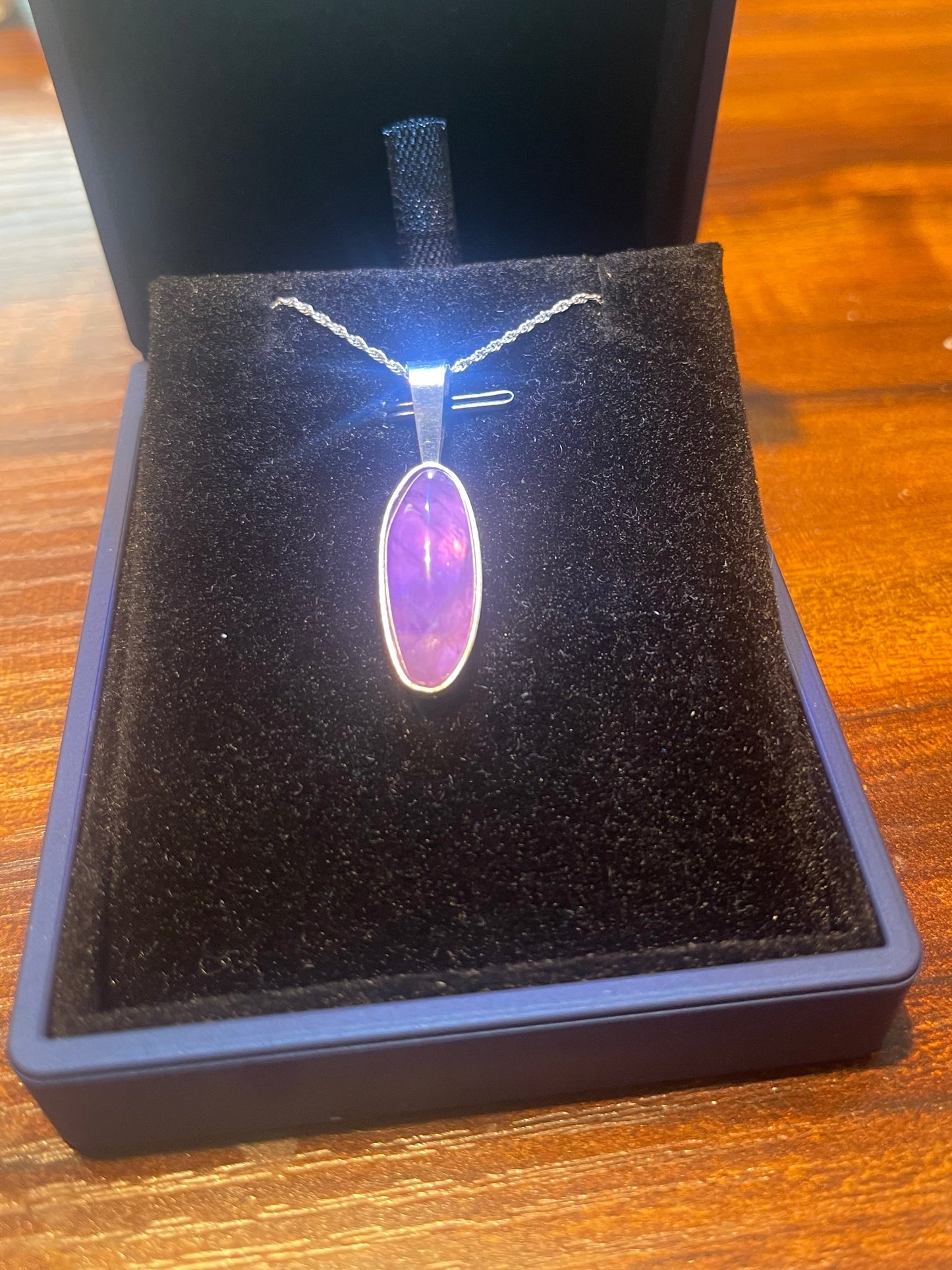 9ct Rwandan Thin Oval Cut Amethyest