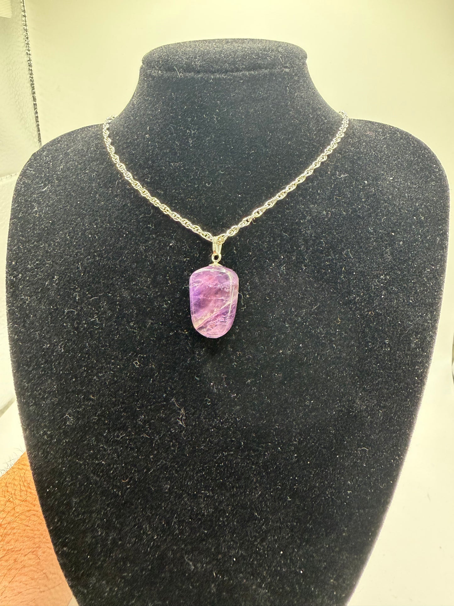 19ct Rwandan amethyst sterling silver pendant – front view showing deep violet gemstone and silver bail